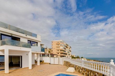 Villa i Torrevieja, Alicante, Torrevieja - € 990.000 | Ref: W-02T30F - foto 45